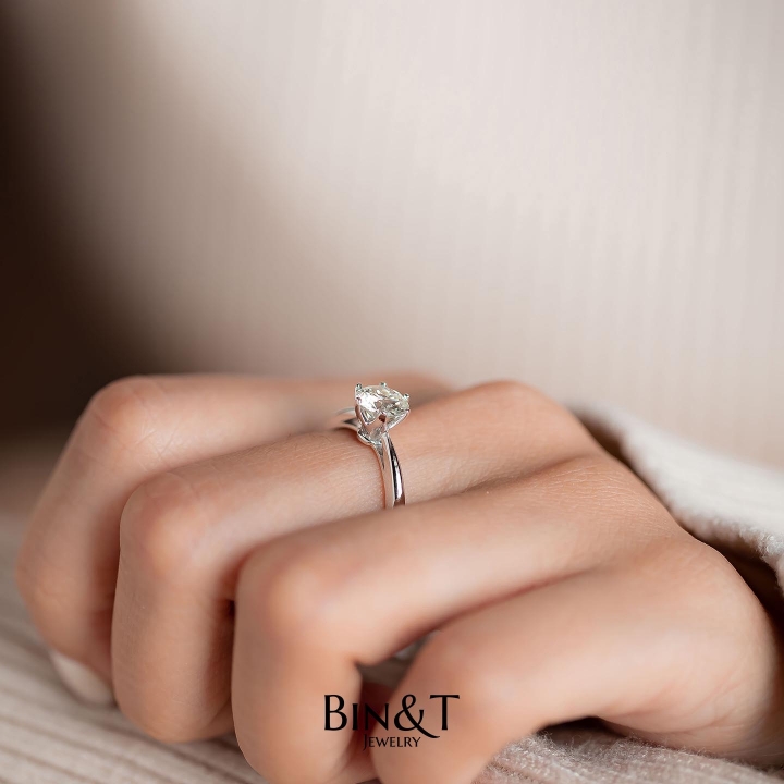 6-PRONG CLASSIC RING ver 2