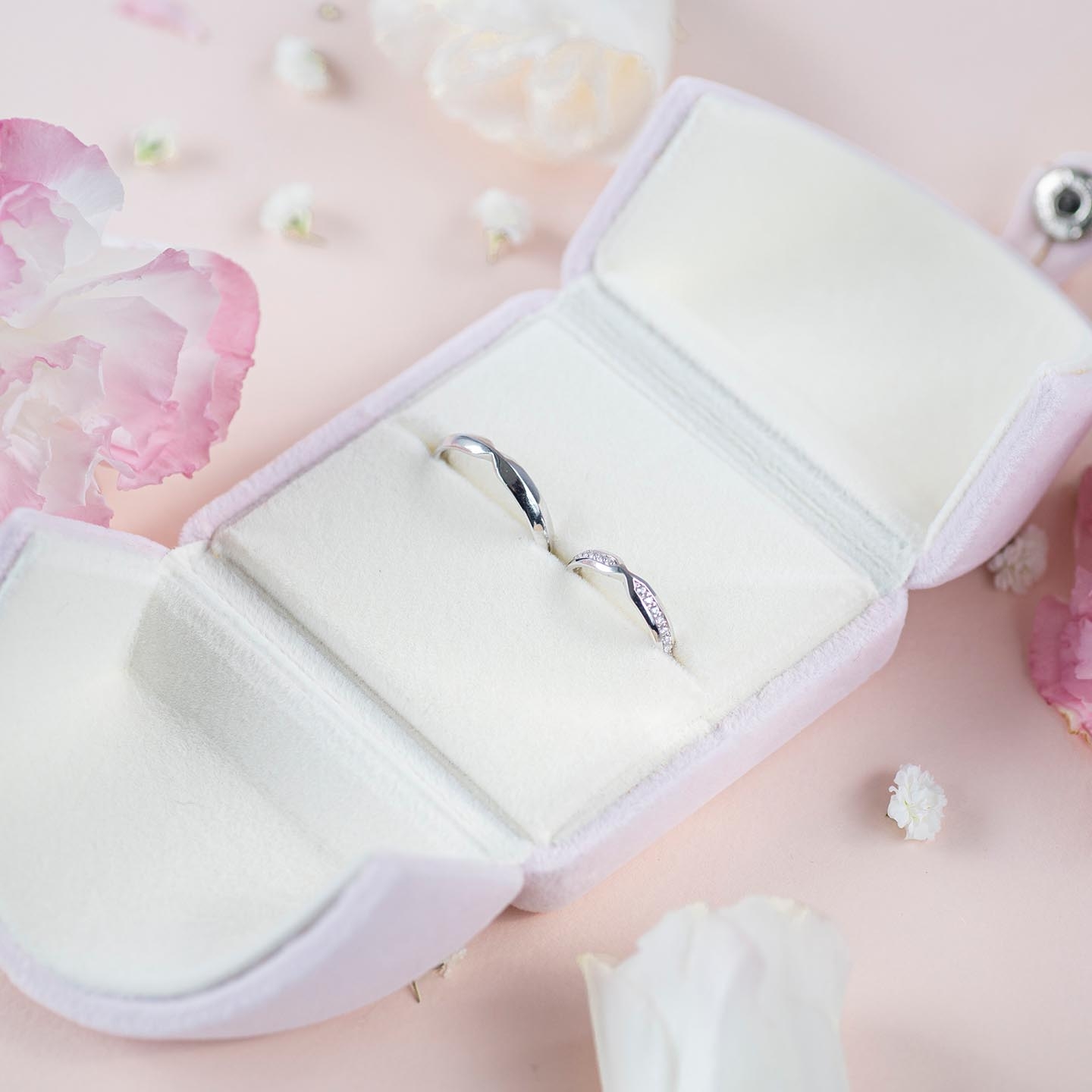 Ribbon Ver 2 Wedding Bands