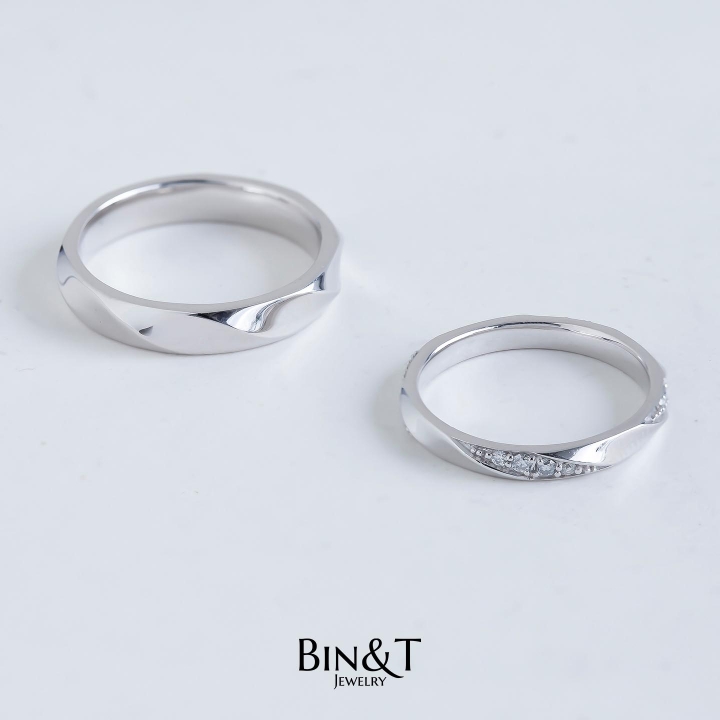 Twisted Wedding Bands 