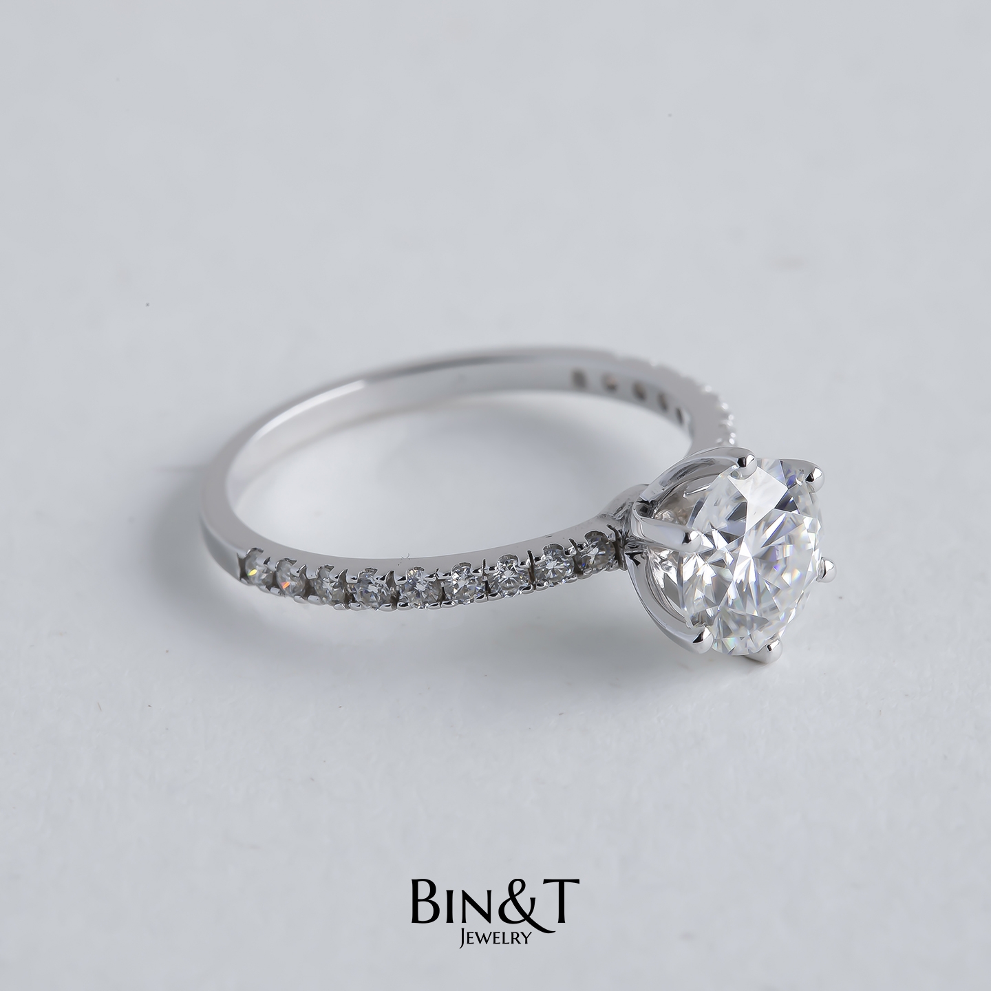 SIX-PRONG ROUND PAVE RING