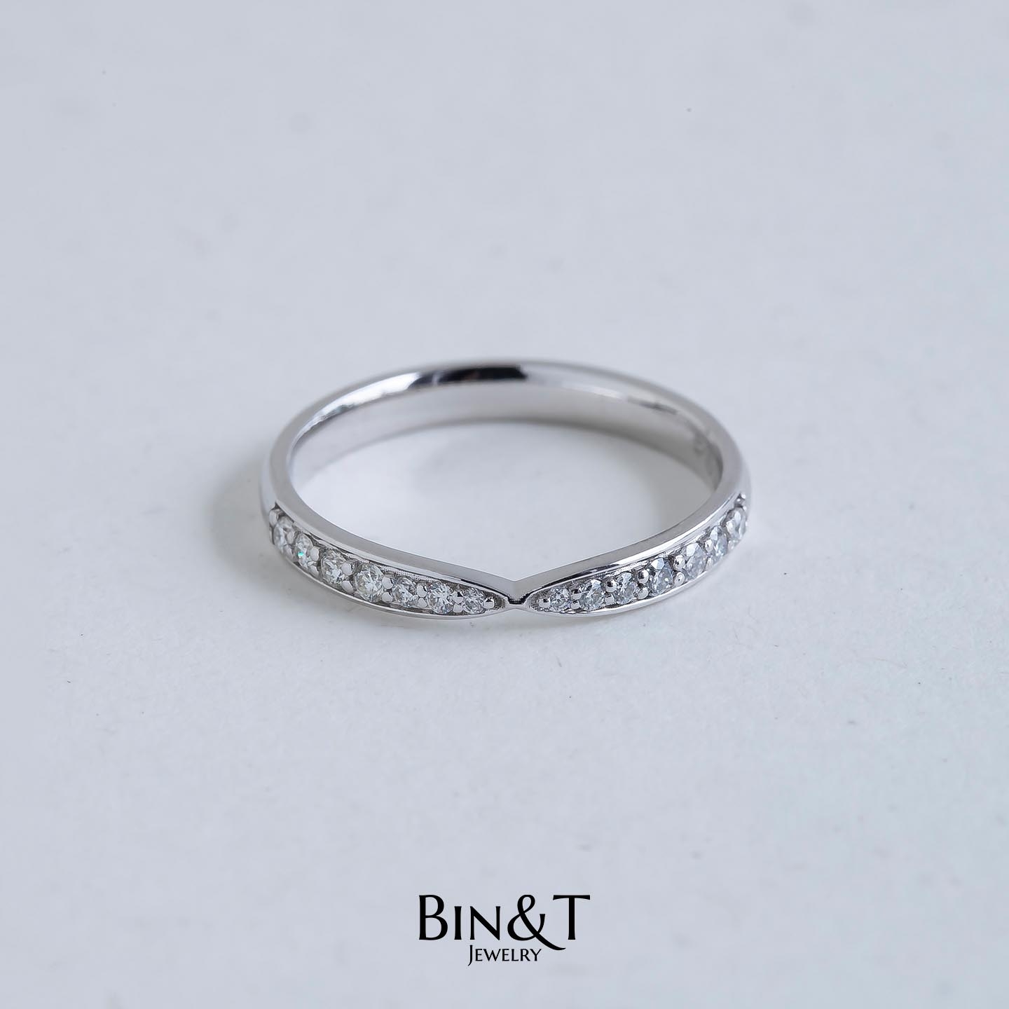 Ribbon Eternity Ring